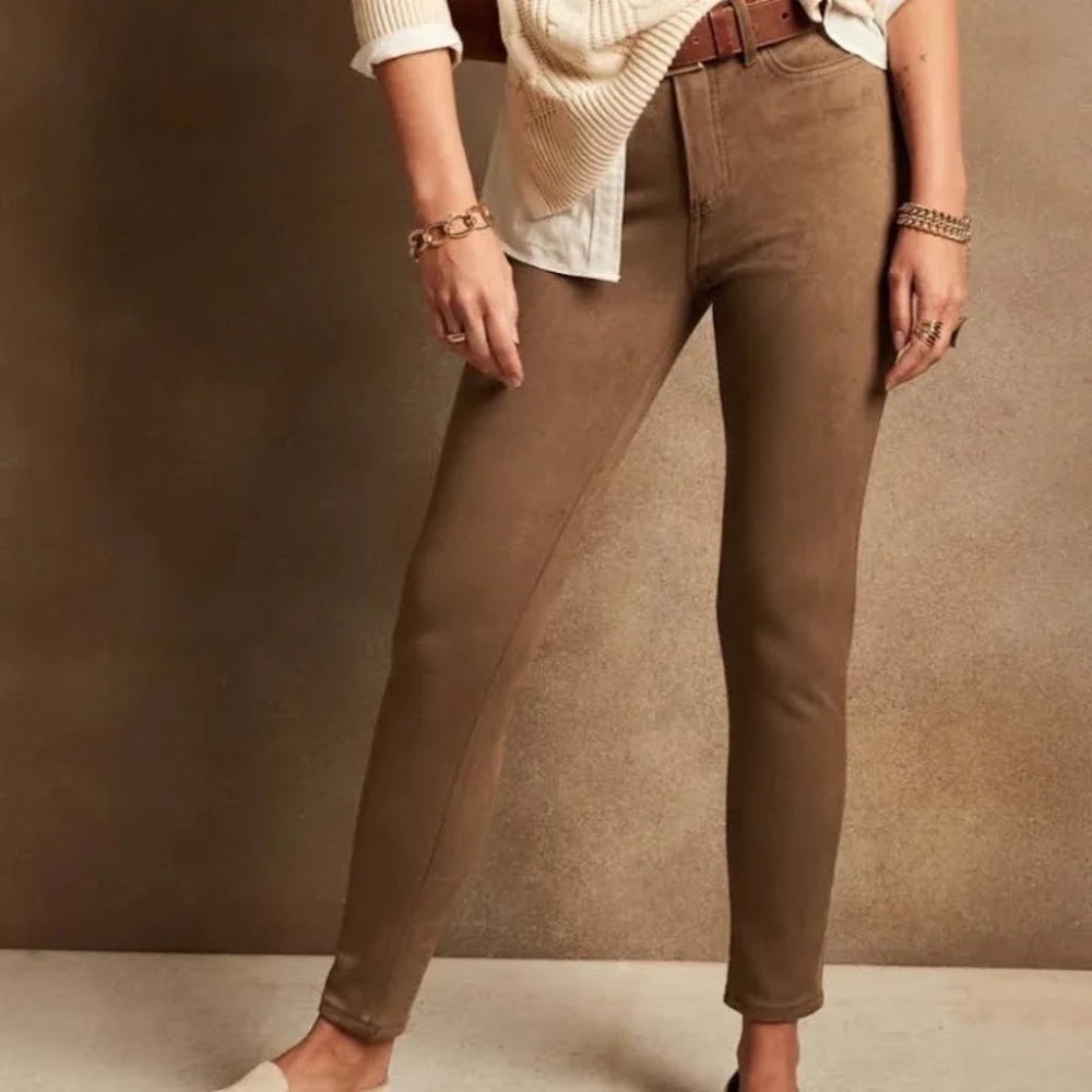 Banana Republic Skinny Jeans in Taupe Brown vegan suede